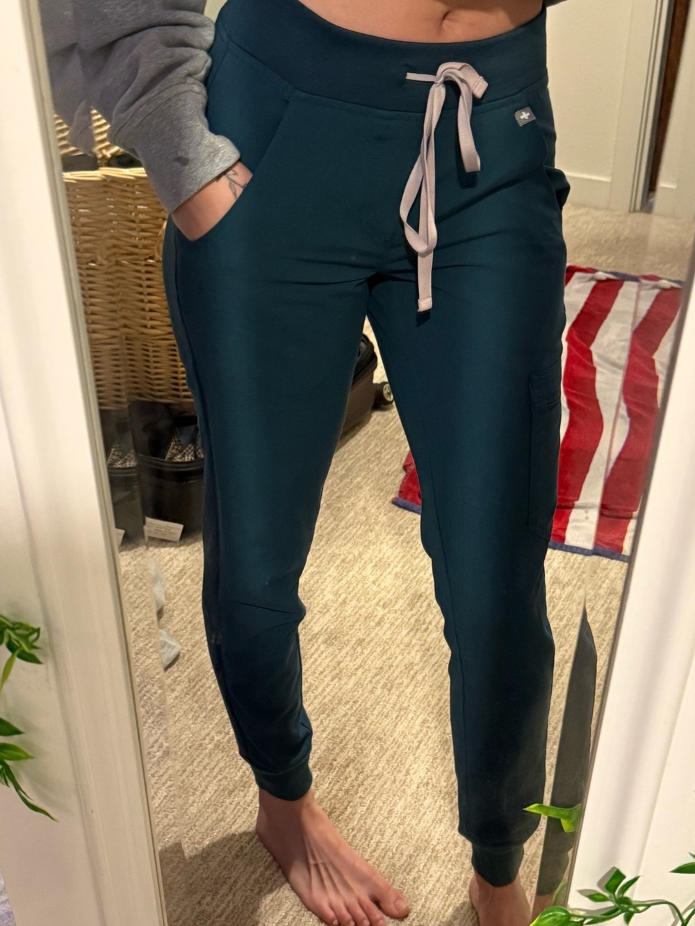 FIGS Teal Jogger scrub Pants with Drawstring Waist